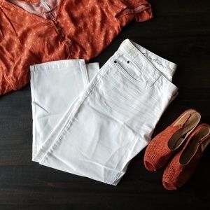 Eddie Bauer Relaxed Boyfriend Jeans